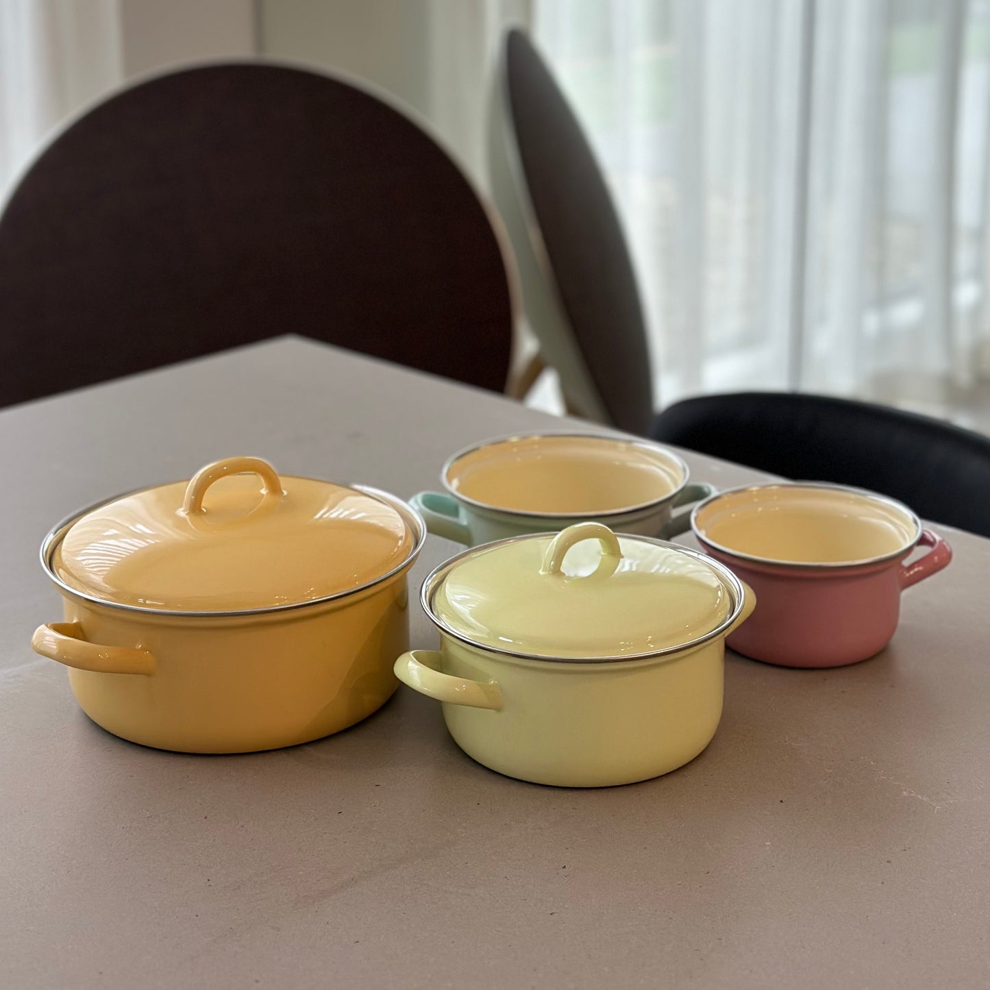 Austria Reiss Enamel Pot